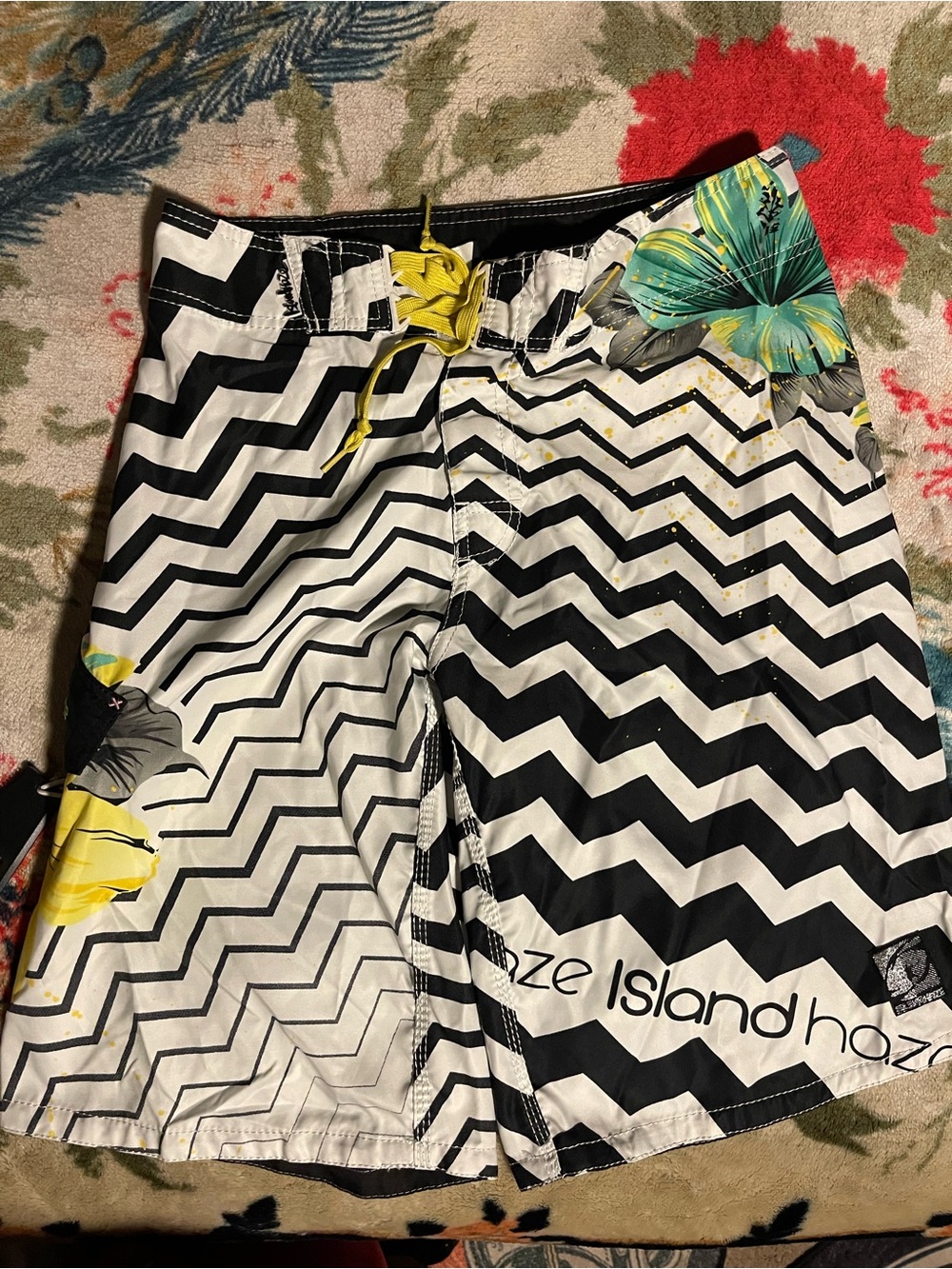 Islandhaze Men’s Black & White Zigzag Swim Trunks with Yellow Drawstring